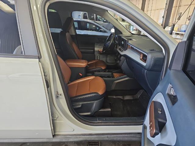 Certified 2022 Ford Maverick Lariat w/ Lariat Luxury Package AWD/4WD image 10