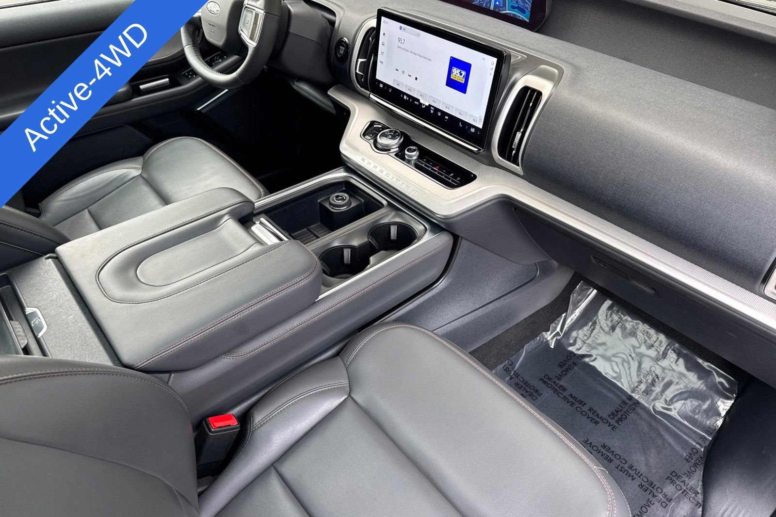 Certified 2025 Ford Expedition Active AWD/4WD image 18