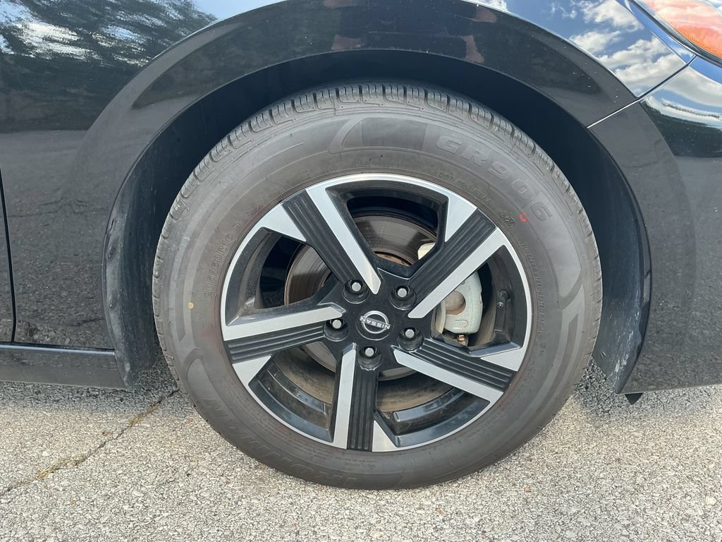 Used 2024 Nissan Sentra SV FWD image 12