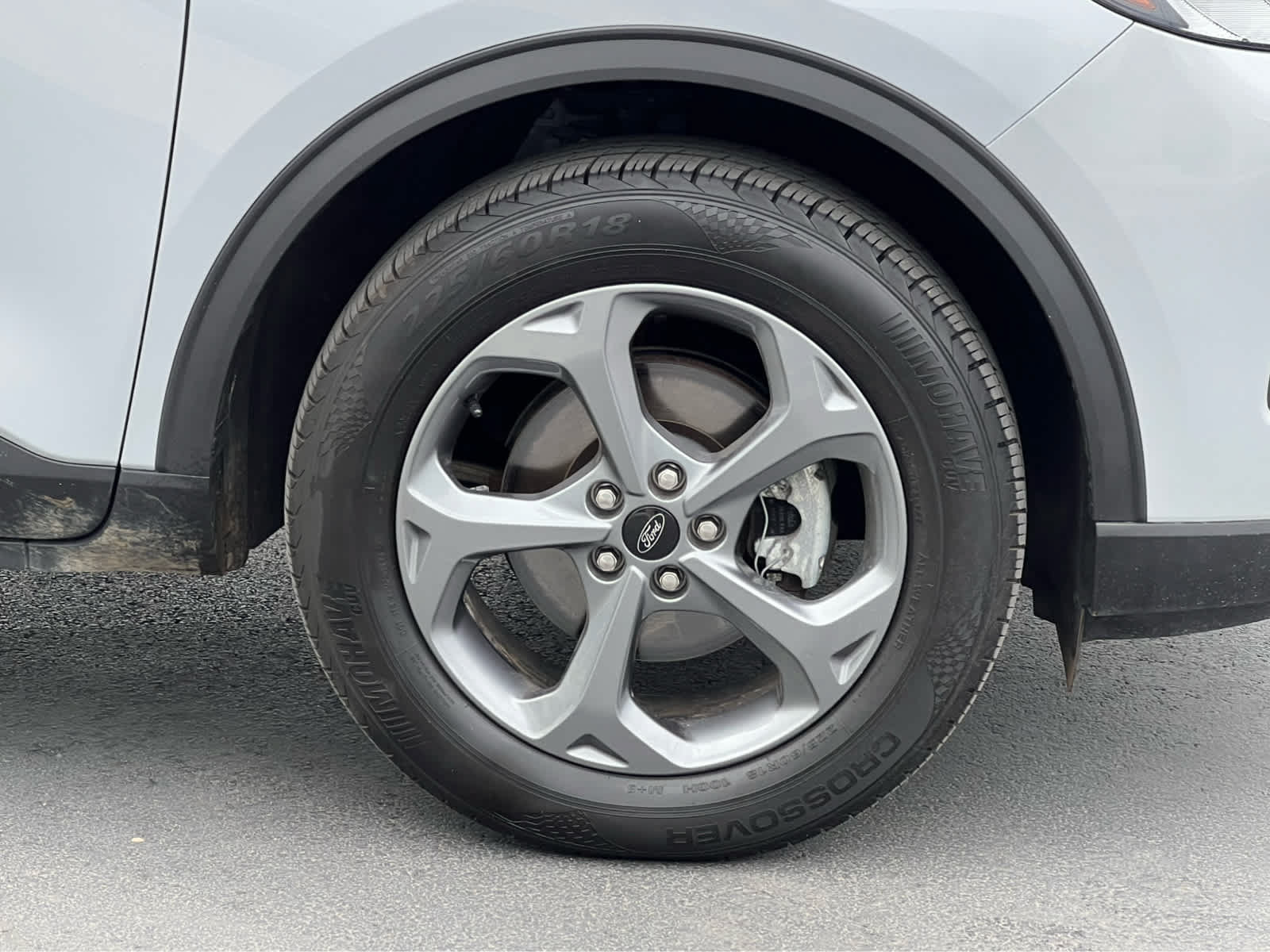 Certified 2025 Ford Escape ST-Line Select AWD/4WD image 16