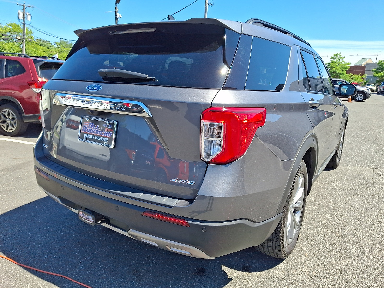Certified 2023 Ford Explorer XLT w/ Equipment Group 202A AWD/4WD image 10