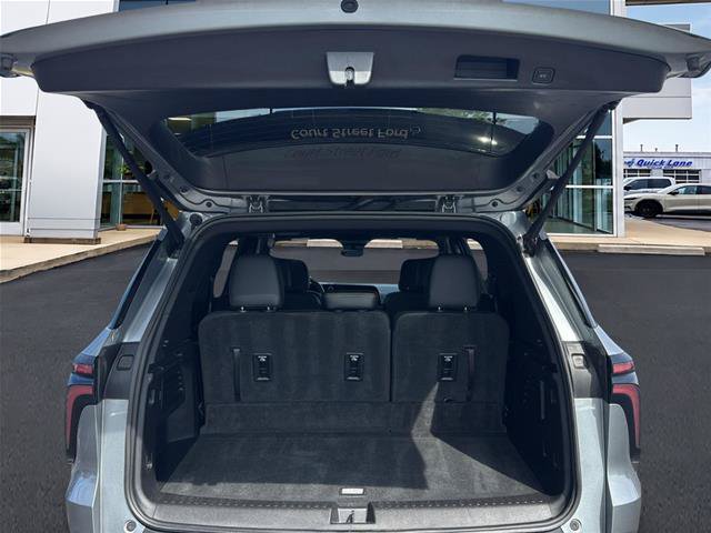 Used 2026 Chevrolet Traverse LT AWD/4WD image 15
