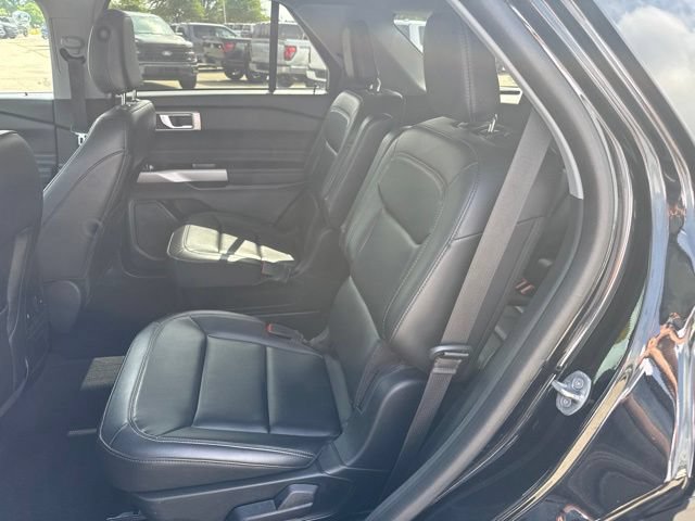 Certified 2024 Ford Explorer XLT w/ Equipment Group 202A AWD/4WD image 14