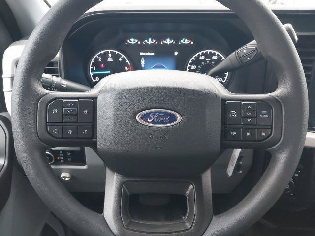 Certified 2023 Ford F550 4x4 Regular Cab Super Duty image 17