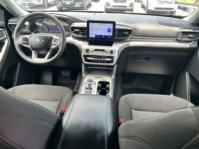 Certified 2023 Ford Explorer XLT RWD image 10