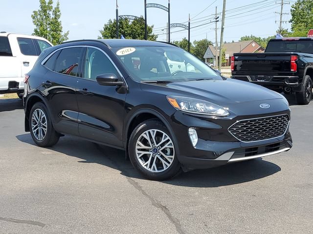 Certified 2022 Ford Escape SEL w/ Class II Trailer Tow Package AWD/4WD image 39