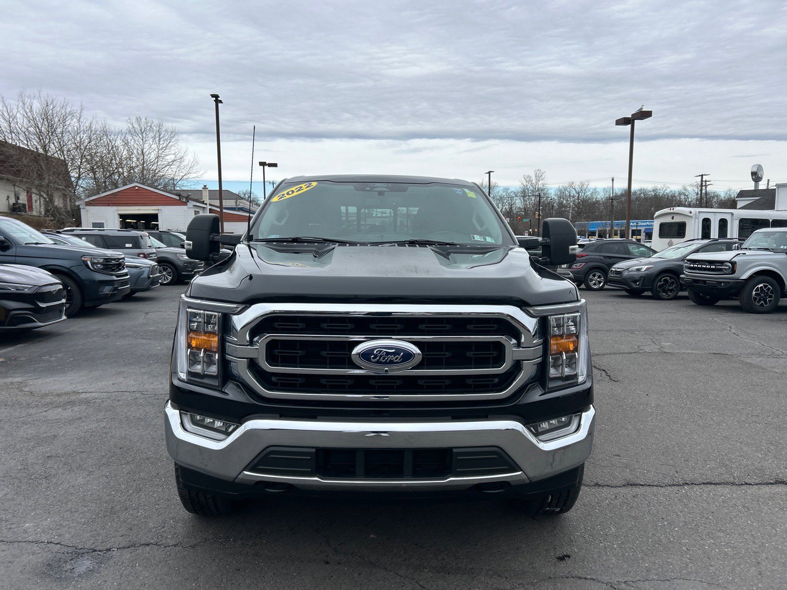 Certified 2022 Ford F150 XLT w/ Equipment Group 302A High image 22