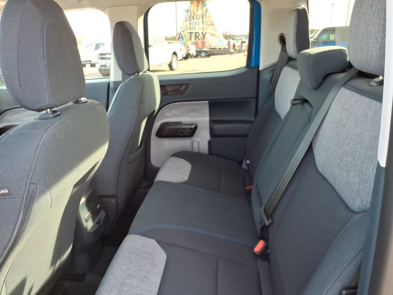 Certified 2025 Ford Maverick XLT w/ XLT Luxury Package image 12