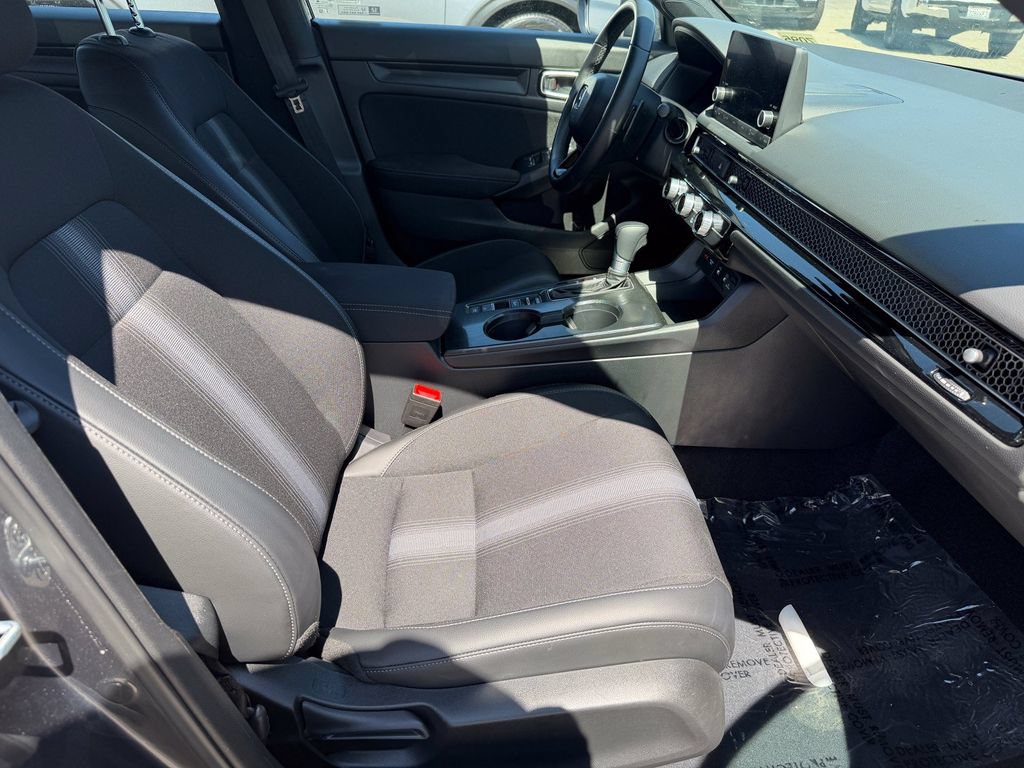 Used 2025 Honda Civic Sport image 10