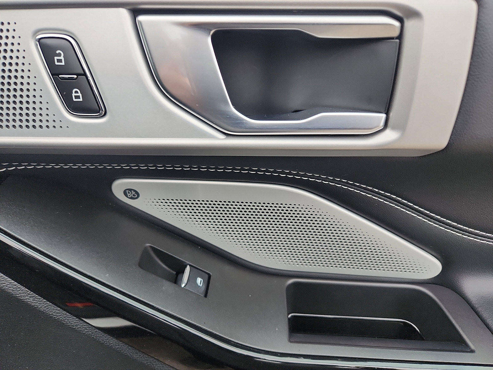 Certified 2023 Ford Explorer ST w/ Equipment Group 401A image 35