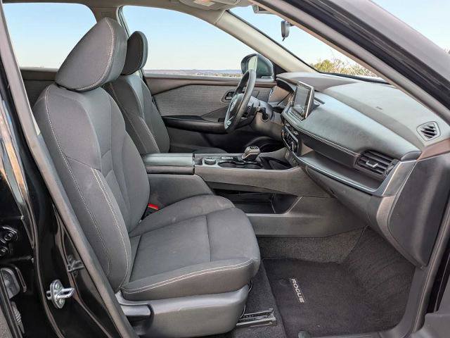 Used 2023 Nissan Rogue S AWD/4WD image 17