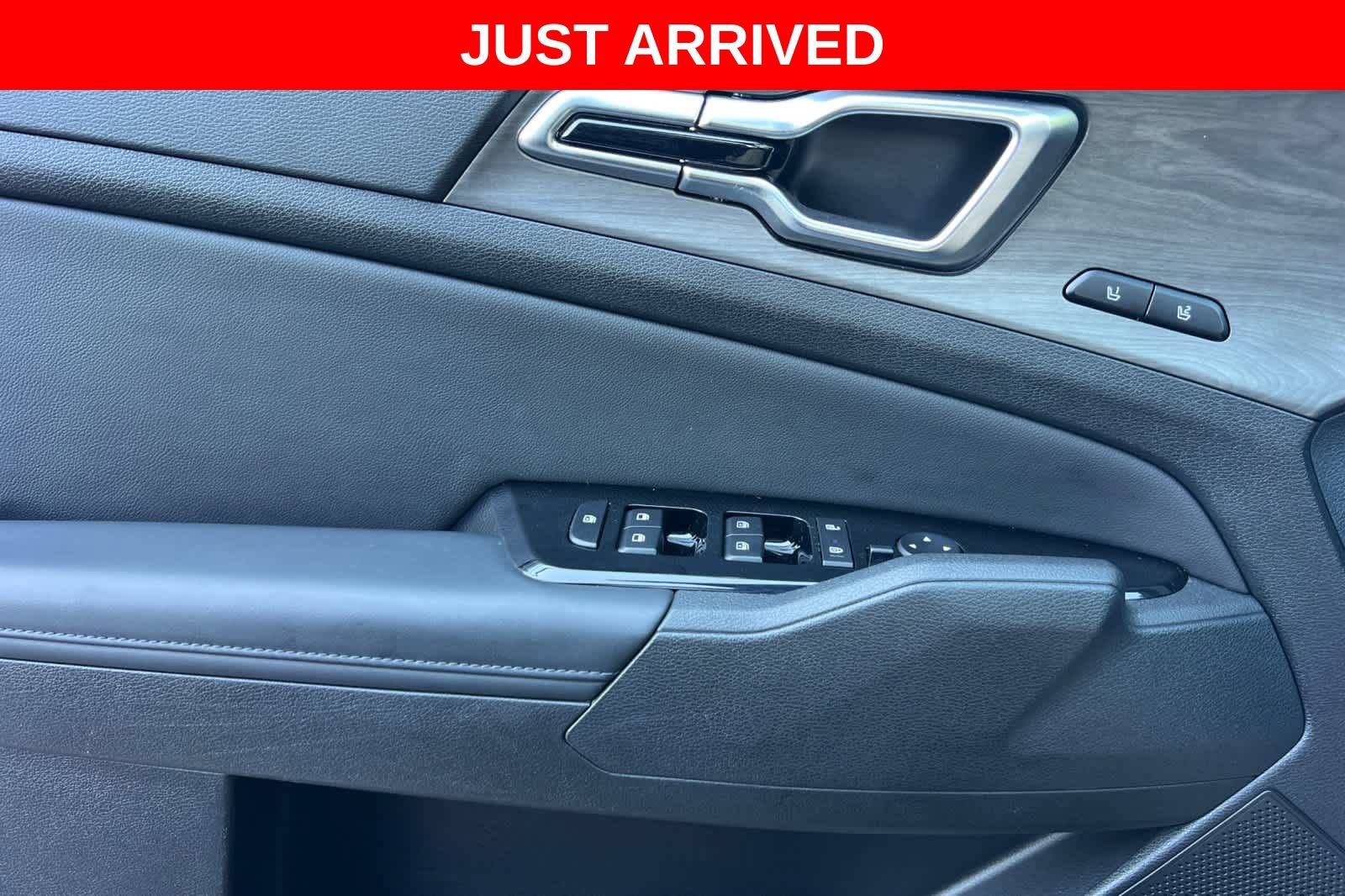 Used 2025 Kia Sportage X-Pro Prestige AWD/4WD image 13