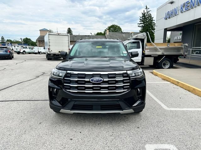 Certified 2025 Ford Explorer Active w/ Active Comfort Package AWD/4WD image 3