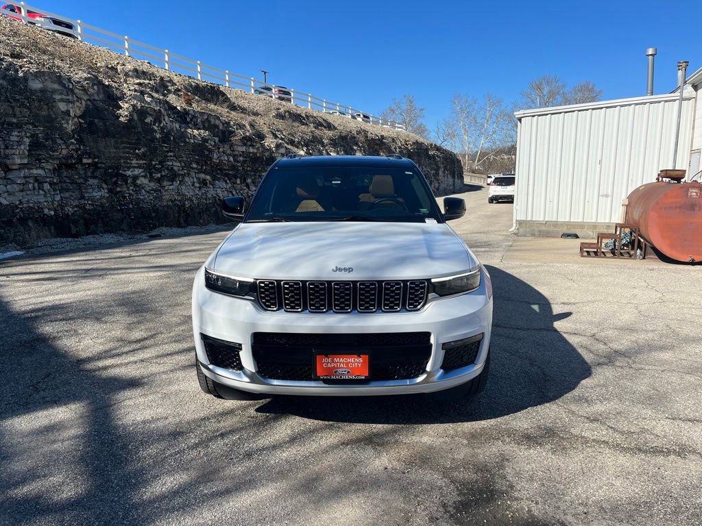 Used 2025 Jeep Grand Cherokee L Summit image 8