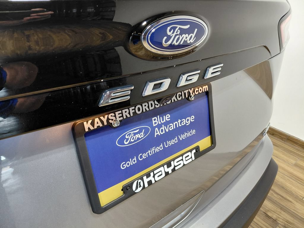 Certified 2024 Ford Edge SEL w/ Convenience Package AWD/4WD image 11