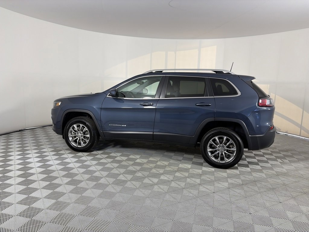 Used 2021 Jeep Cherokee Latitude Lux w/ Comfort/Convenience Group image 2