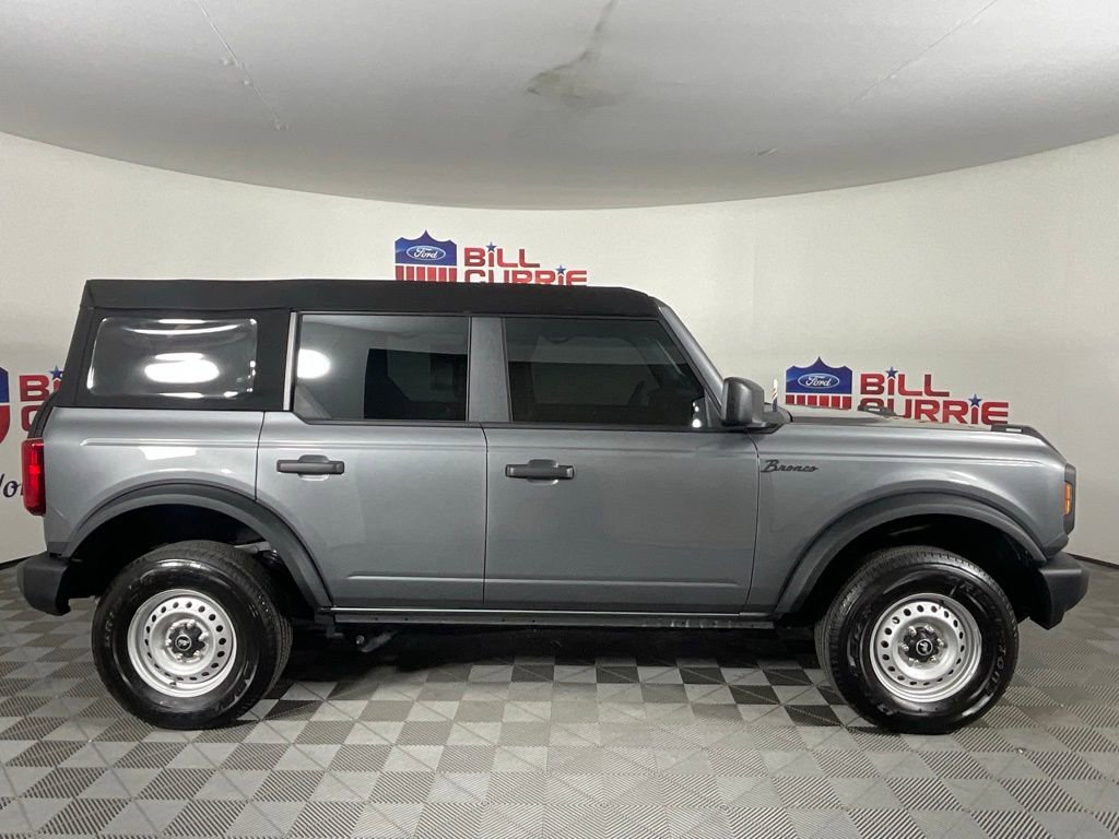 Certified 2025 Ford Bronco Base ***GOLD CERTIFIED*** image 2