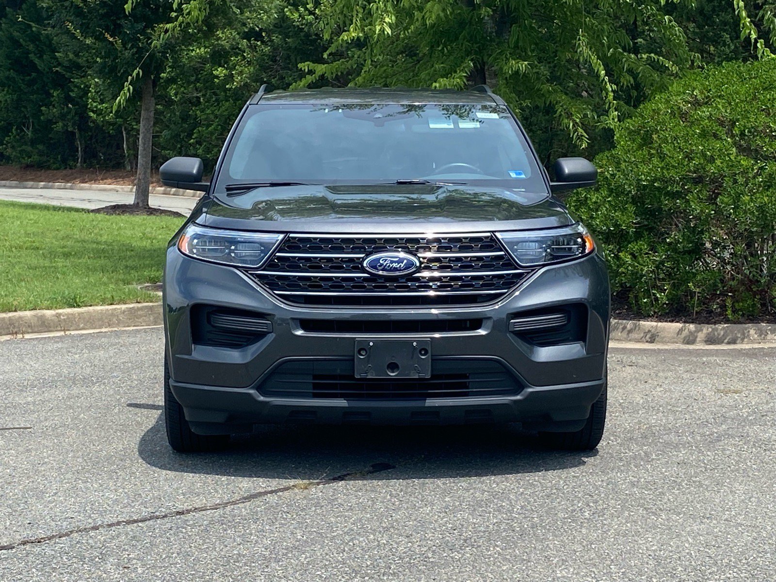 Certified 2020 Ford Explorer XLT w/ Comfort Package RWD image 6