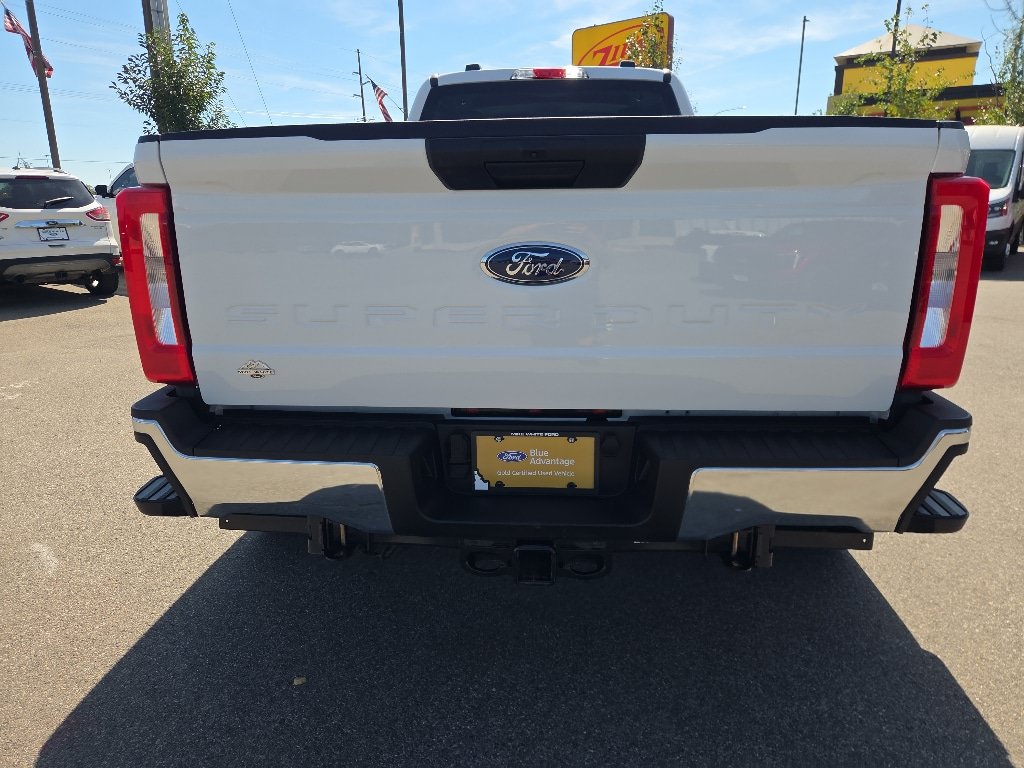 Certified 2025 Ford F450 XLT w/ FX4 Off-Road Package AWD/4WD image 9