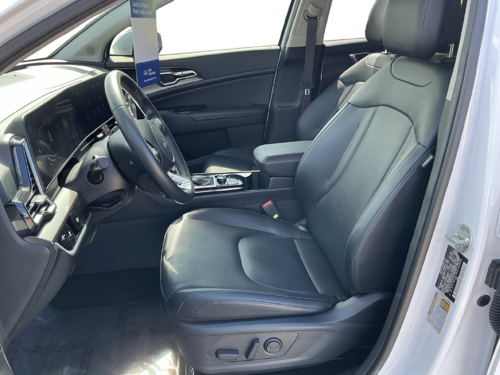 Used 2024 Kia Sportage EX FWD image 25