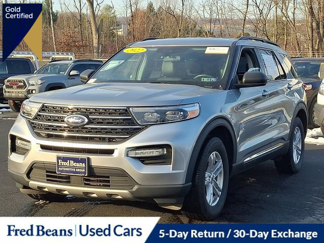 Certified 2022 Ford Explorer XLT w/ Equipment Group 202A image 1