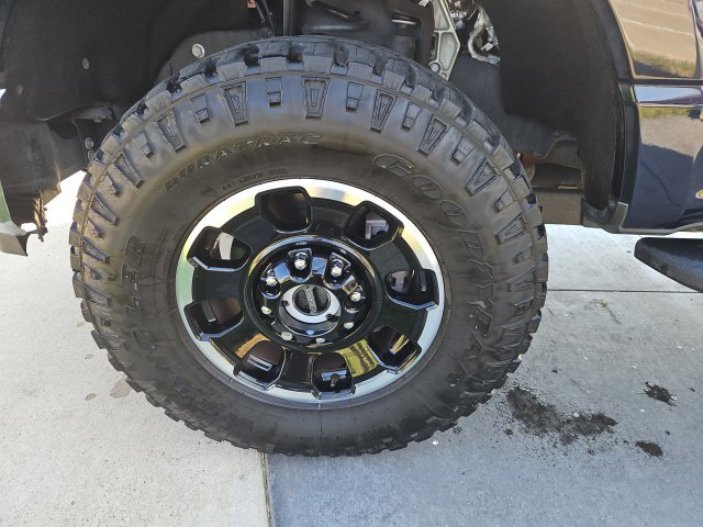 Certified 2025 Ford F250 Lariat w/ Tremor Off-Road Package AWD/4WD image 5