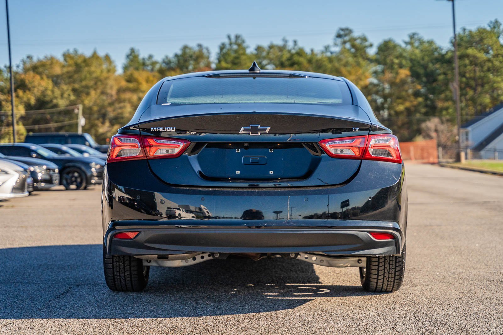 Used 2019 Chevrolet Malibu LT w/ Leather Package image 4
