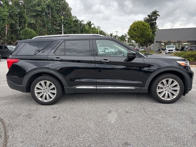 Certified 2021 Ford Explorer Limited w/ Equipment Group 301A image 2