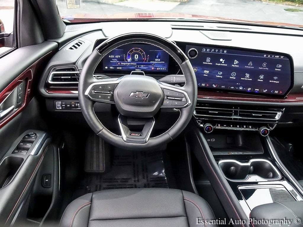 Used 2025 Chevrolet Traverse Z71 w/ Enhanced Driving Package AWD/4WD image 13