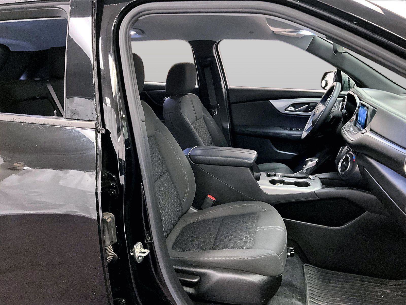 Used 2019 Chevrolet Blazer LT image 7