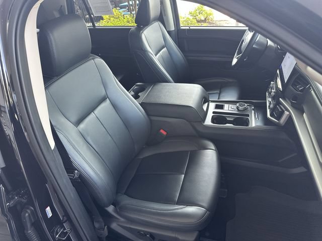 Certified 2023 Ford Expedition XLT RWD image 27