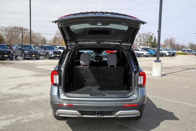 Certified 2025 Ford Explorer Platinum image 14