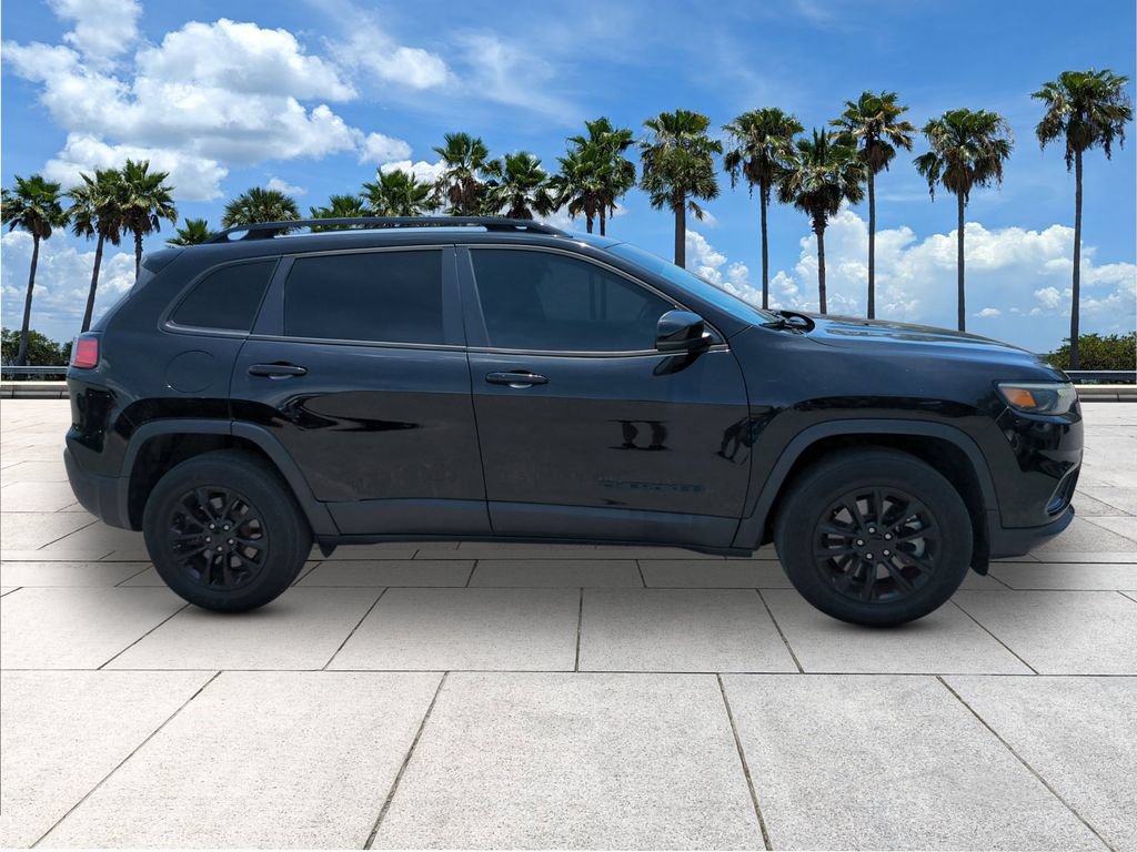 Used 2023 Jeep Cherokee Altitude Lux AWD/4WD image 7