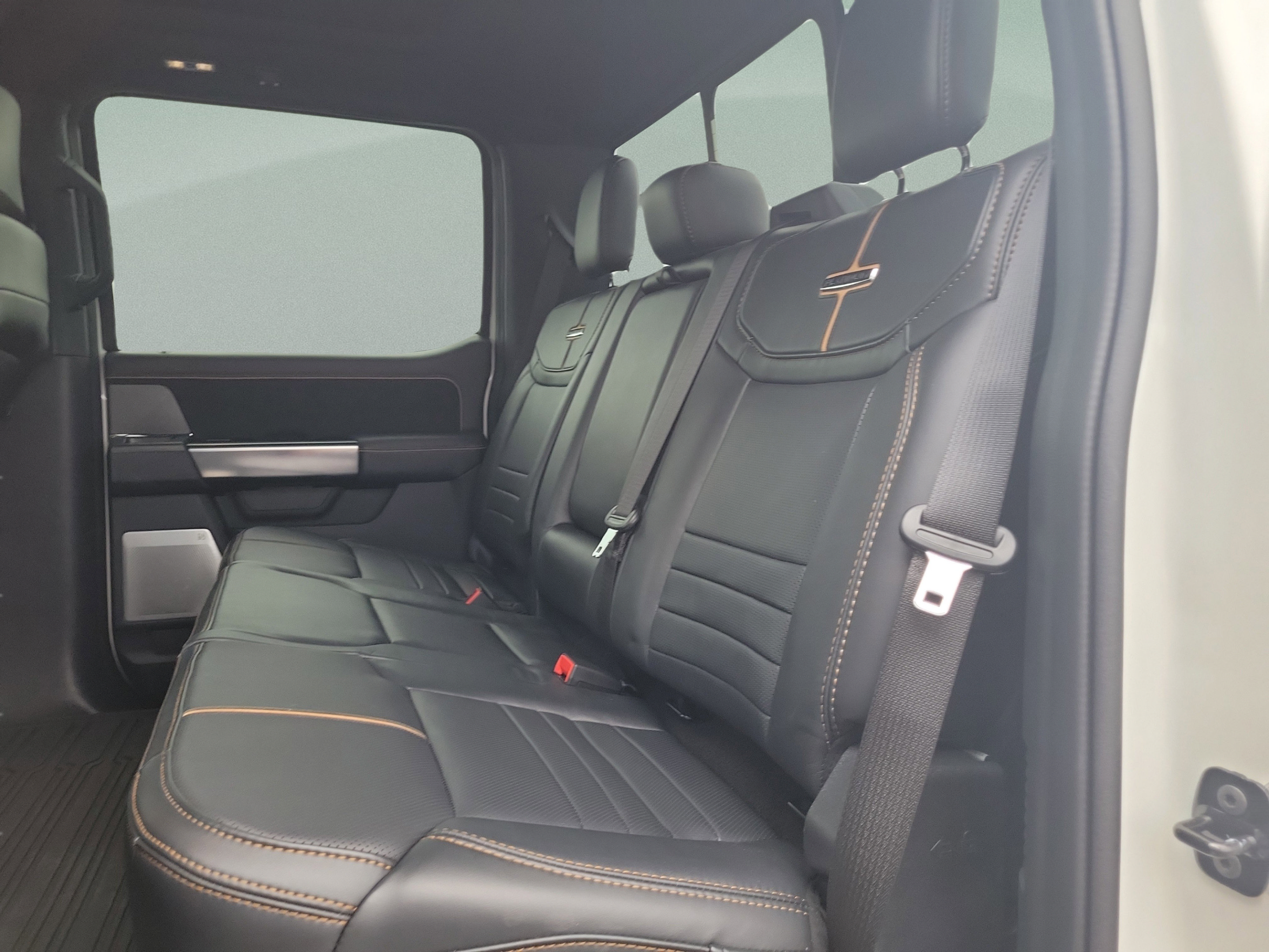 Certified 2024 Ford F250 Platinum AWD/4WD image 10