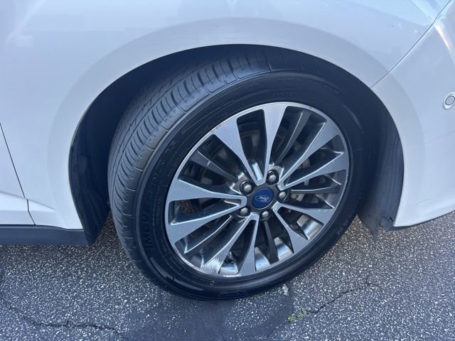 Certified 2018 Ford C-MAX Titanium w/ Equipment Group 301A image 21