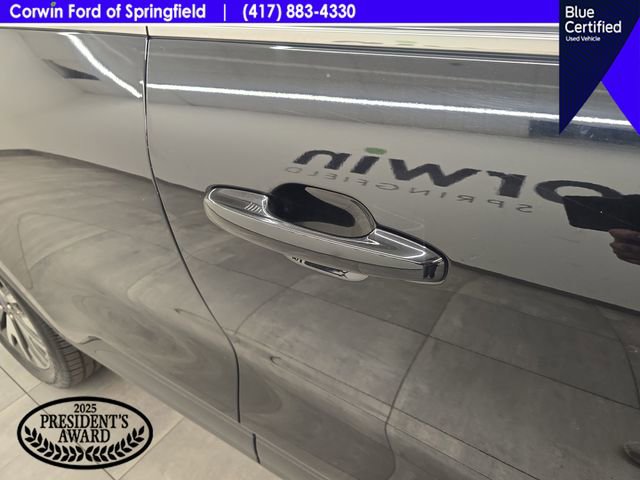 Certified 2020 Ford Escape Titanium image 8