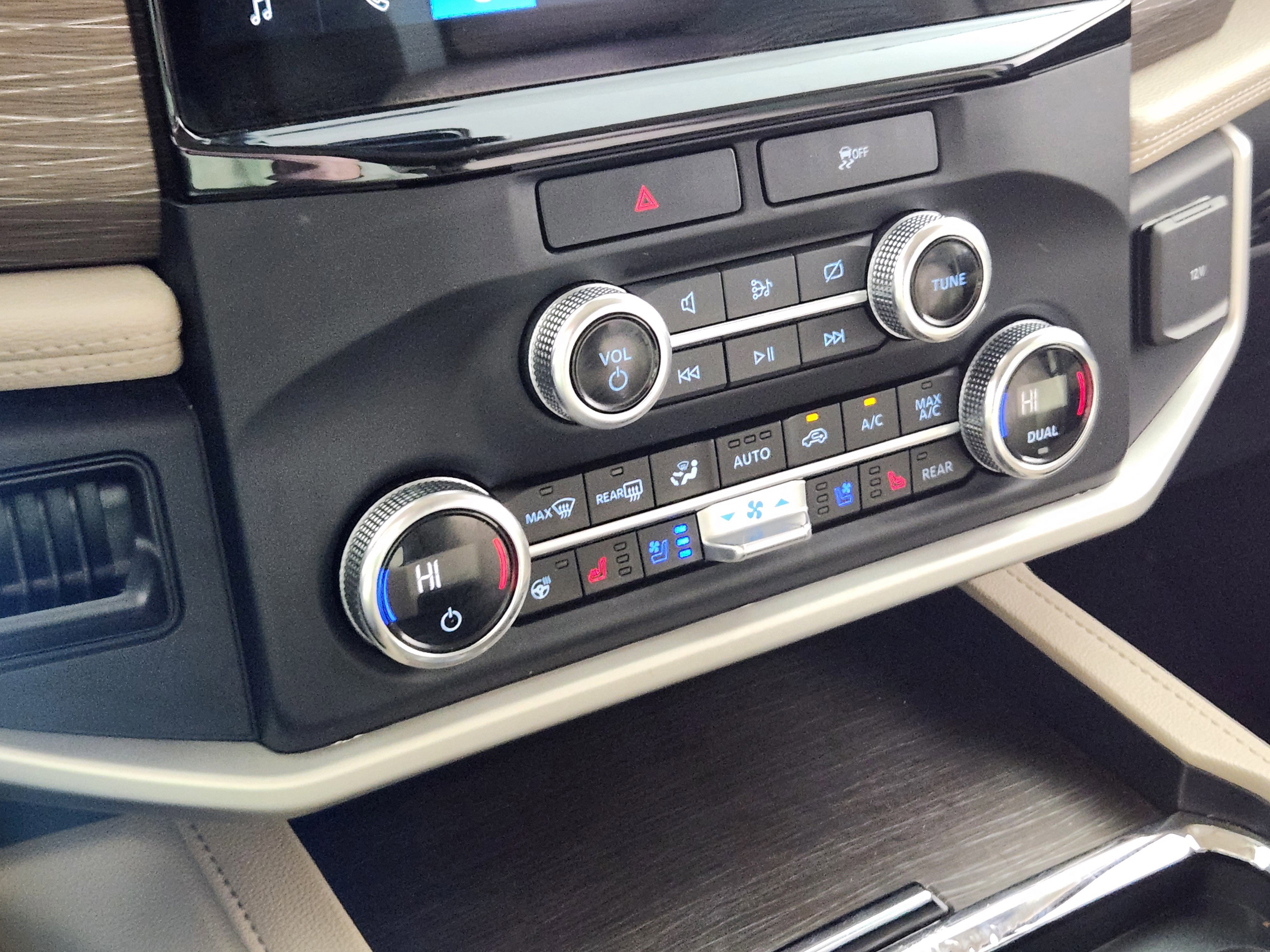 Certified 2023 Ford Expedition Max Limited image 24