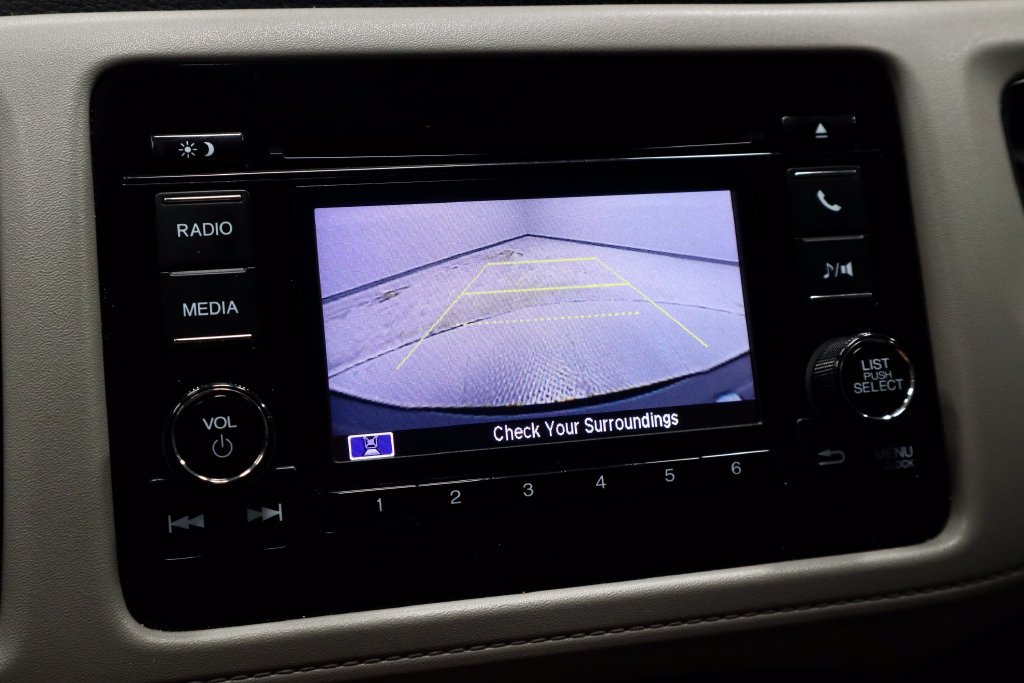 Used 2020 Honda HR-V LX image 2