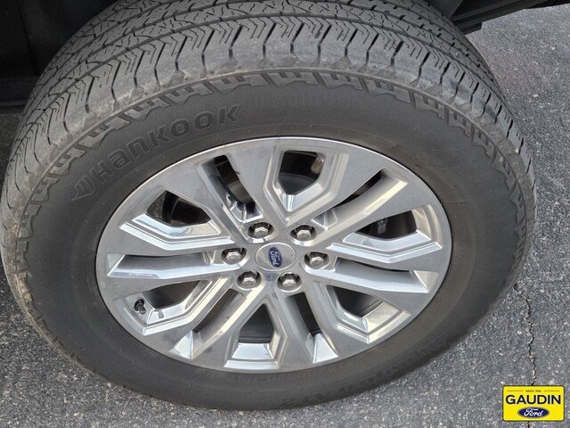 Certified 2024 Ford F150 Lariat w/ FX4 Off-Road Package AWD/4WD image 5
