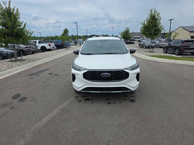 Certified 2024 Ford Escape ST-Line w/ Tech Pack #1 AWD/4WD image 2