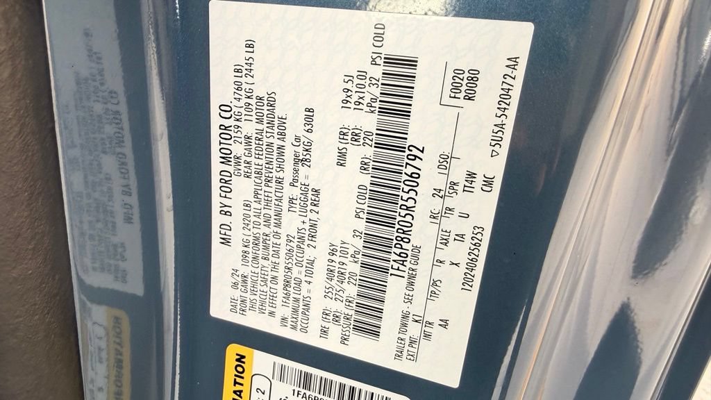 Certified 2024 Ford Mustang Dark Horse RWD image 25