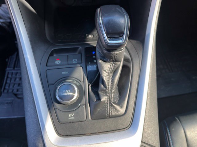 Used 2021 Toyota RAV4 XSE AWD/4WD image 39