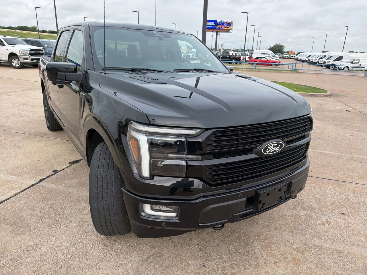 Certified 2024 Ford F150 Platinum w/ Equipment Group 702A High AWD/4WD image 20