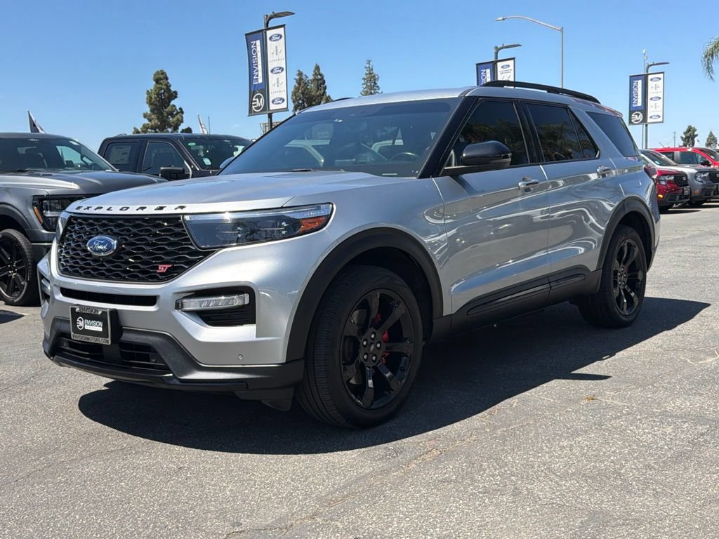 Certified 2023 Ford Explorer ST w/ Equipment Group 401A AWD/4WD image 6