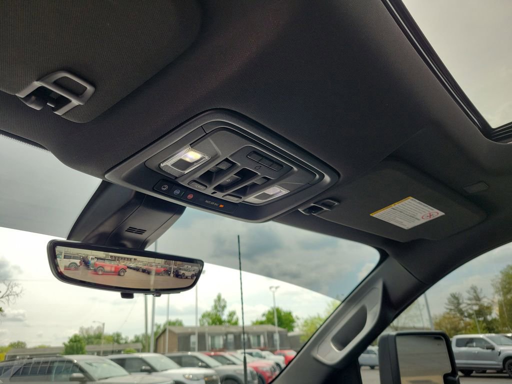 Used 2022 GMC Sierra 2500 AT4 w/ AT4 Preferred Package AWD/4WD image 29