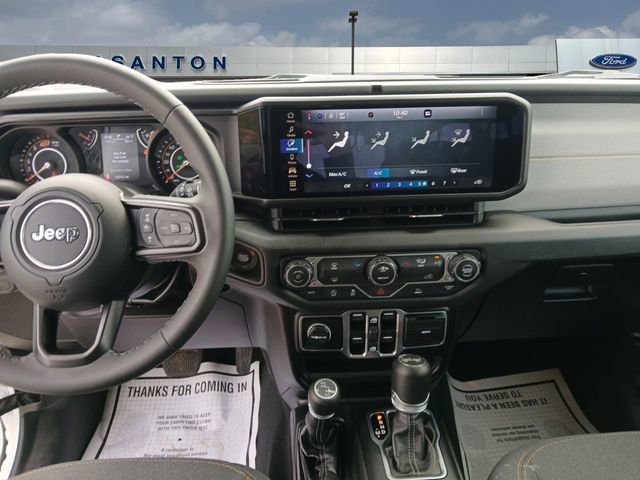 Used 2025 Jeep Wrangler Unlimited Sport AWD/4WD image 11