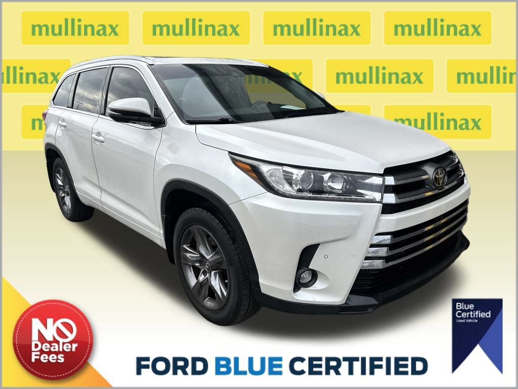 Used 2019 Toyota Highlander FWD V6 image 4