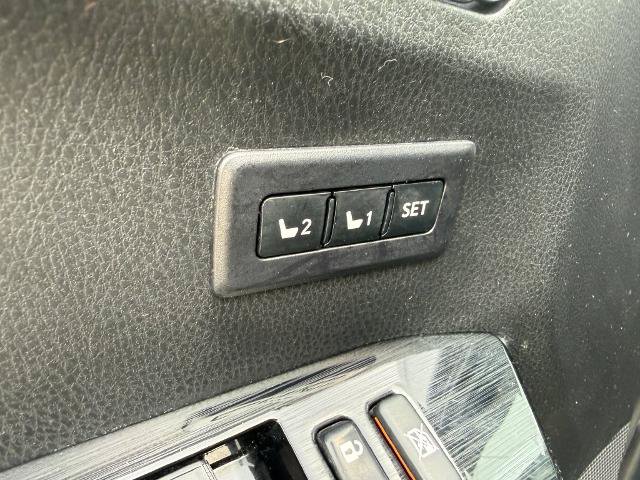 Used 2018 Toyota RAV4 Limited w/ All Weather Liner Package AWD/4WD image 22
