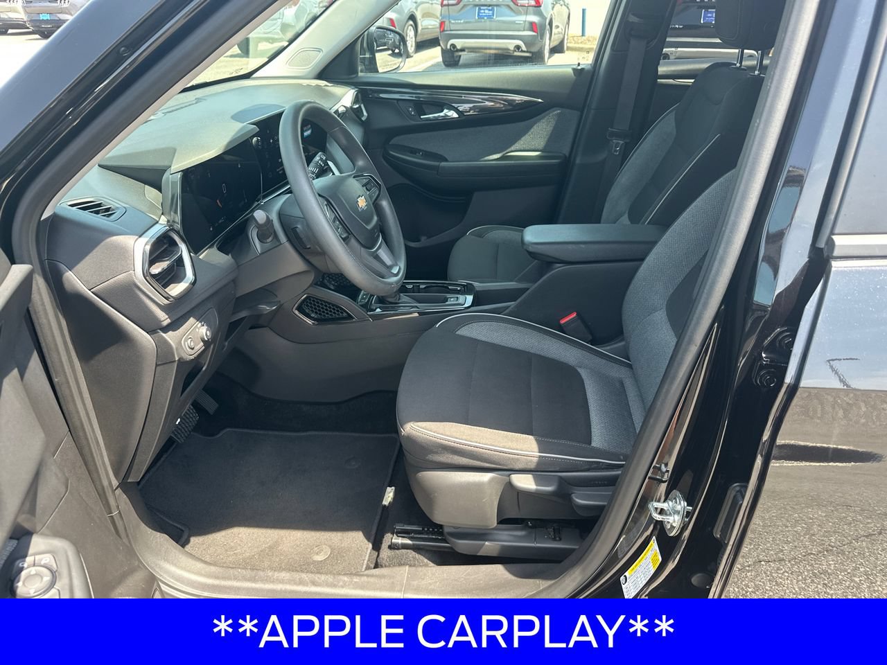 Used 2025 Chevrolet TrailBlazer LT AWD/4WD image 10