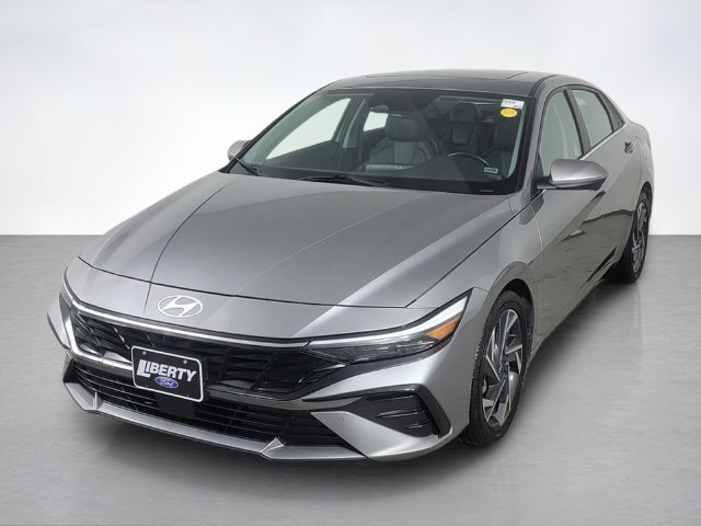 Used 2024 Hyundai Elantra Limited FWD image 7